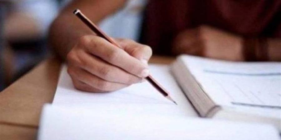 "الدستور" تنشر الجزء الثالث من مراجعة اللغة الإنجليزية للصف الثاني الإعدادي