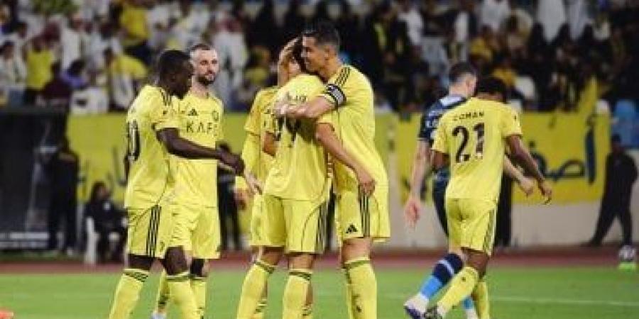 النصر يبحث عن الحفاظ على صدارة الدوري السعودي أمام القادسية