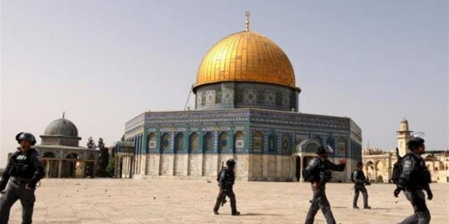 النضال الشعبي الفلسطيني: الاحتلال يمارس انتهاكات متعمدة بحق رجال الدين في القدس