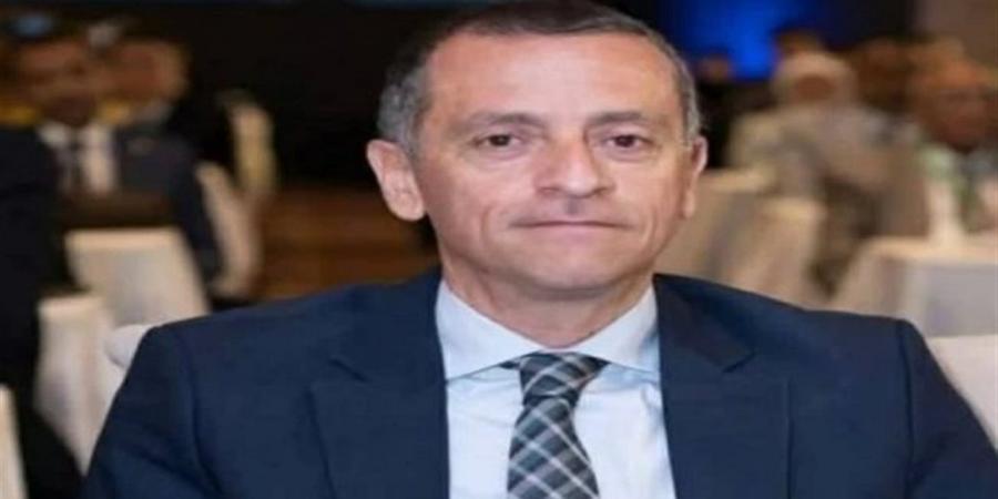 محافظ أسوان يرصد مخالفة لسيارة تحمل براميل معبأة بالسولار بمدخل مدينة إدفو