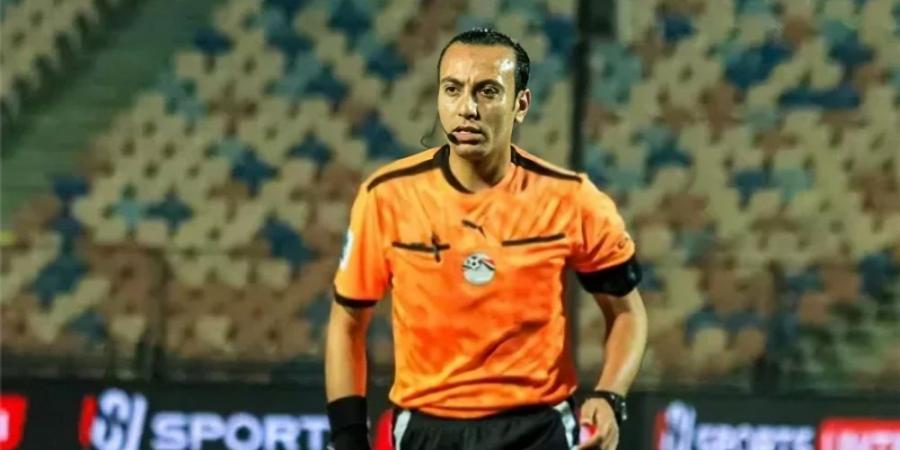 محمد الغازي حكمًا لمباراة الزمالك وسموحة في الدوري غدًا