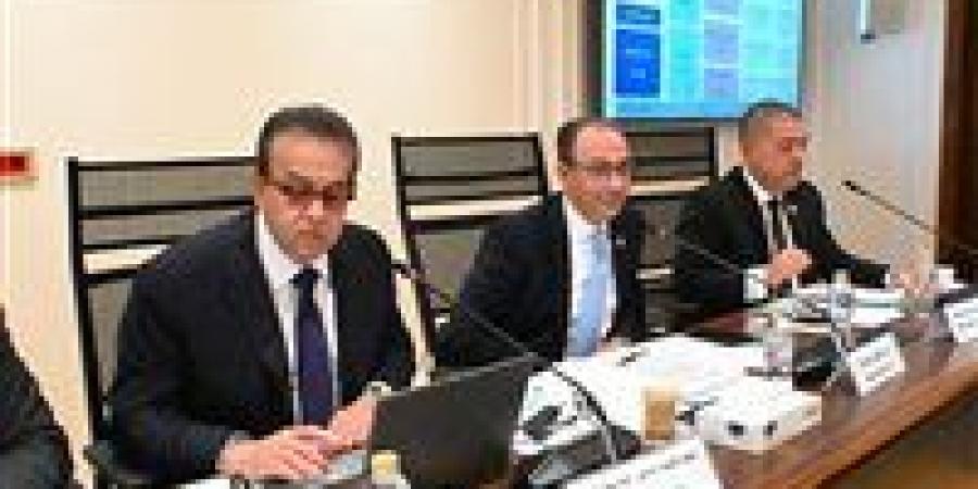 وزير الصحة يستعرض مشروع موازنة العام المالي 2026/2027 أمام لجنة الصحة بمجلس النواب