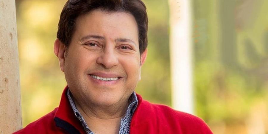 من بينها ديو مع سميرة سعيد.. أعمال لـ هاني شاكر لم يكتب لها الاكتمال