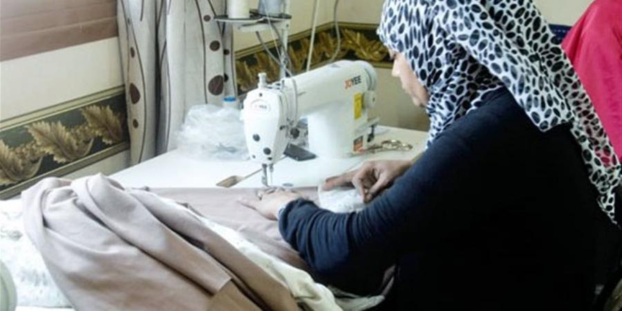 توفير مشروعات وسداد ديون الغارمات.. خطوات دعم حياة كريمة للمرأة المعيلة في القري