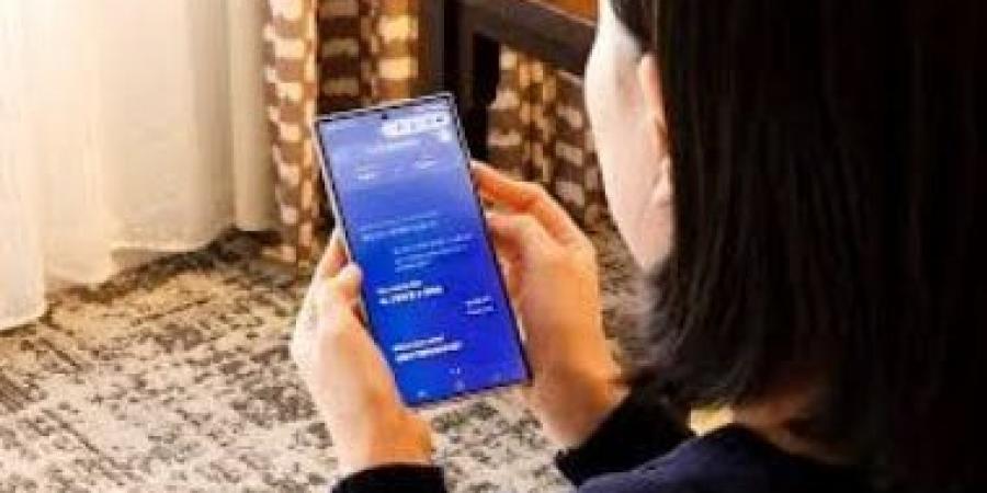 ميزة «الترجمة المباشرة».. كيف تتحدث لغات غريبة عبر هاتفك فورًا؟