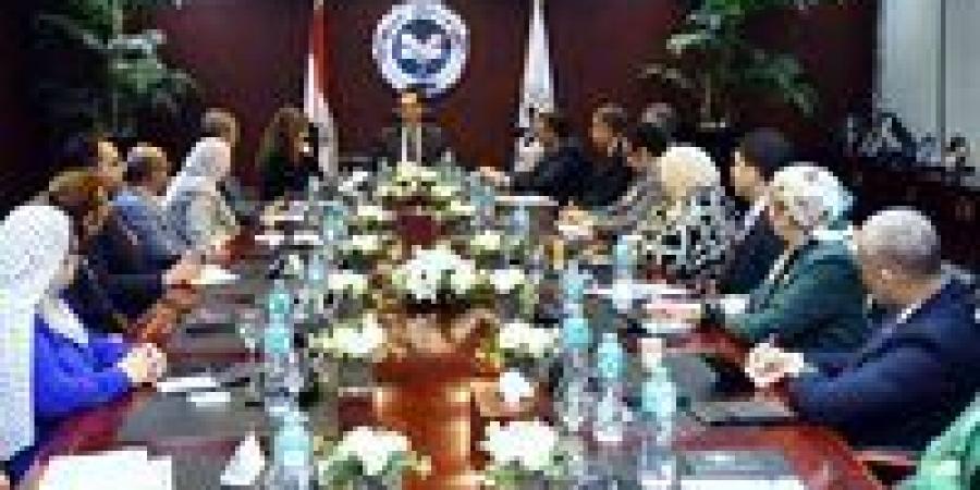 «الاستثمار» تراهن على العنصر البشري.. توجهات جديدة لرفع كفاءة الأداء المؤسسي