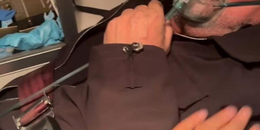 بعد إندلاع حريق ونقله إلى المستشفى... نجل الممثل كميل أسمر يكشف وضعه الصحيّ