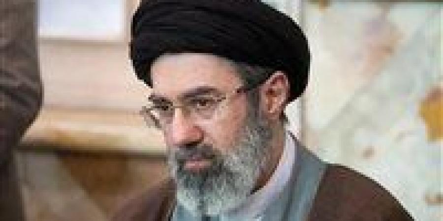 دولة بلا رأس واحد.. تفكك هرم السلطة في إيران وصعود دولة «الجزر المنعزلة»