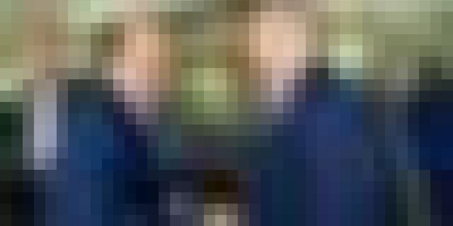 الوزير الأول سيفي غريب يشرف على يوم إعلامي حول تعزيز فعالية الشباك الوحيد للاستثمار