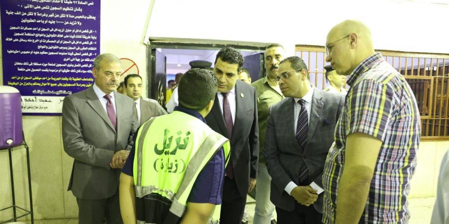 النيابة العامة تتفقد مركز إصلاح وتأهيل الوادي الجديد للتأكد من أوضاع النزلاء