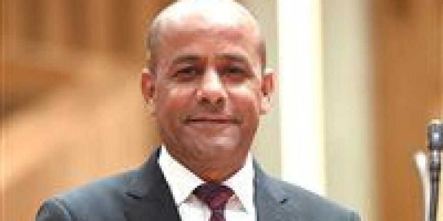 النائب ياسر قدح يتقدم بطلب إحاطة للحكومة لإنصاف العاملين بنظام "السُّركي" بالمستشفيات التعليمية