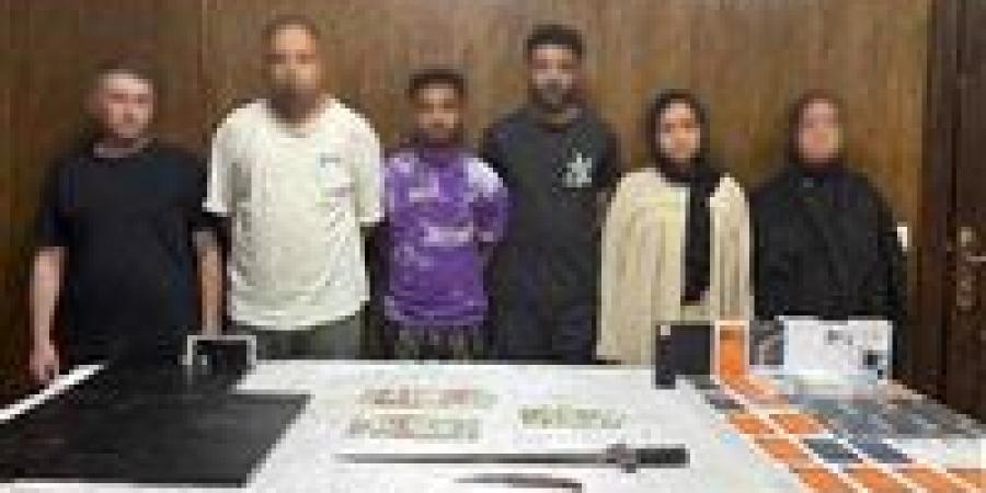 «ملثمين وسكاكين وصفائح جبنة».. كواليس أخطر قضية تهريب موبايلات بالقاهرة
