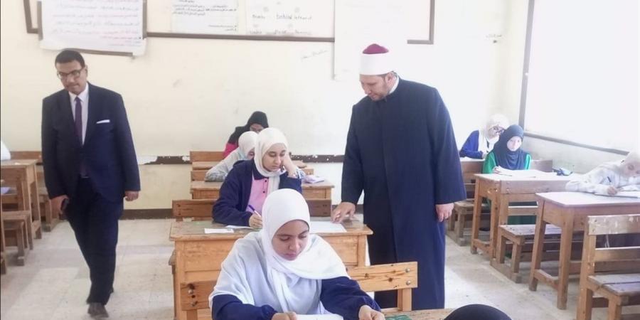 نماذج امتحانات الشهادة الإعدادية 2026 PDF لجميع المواد
