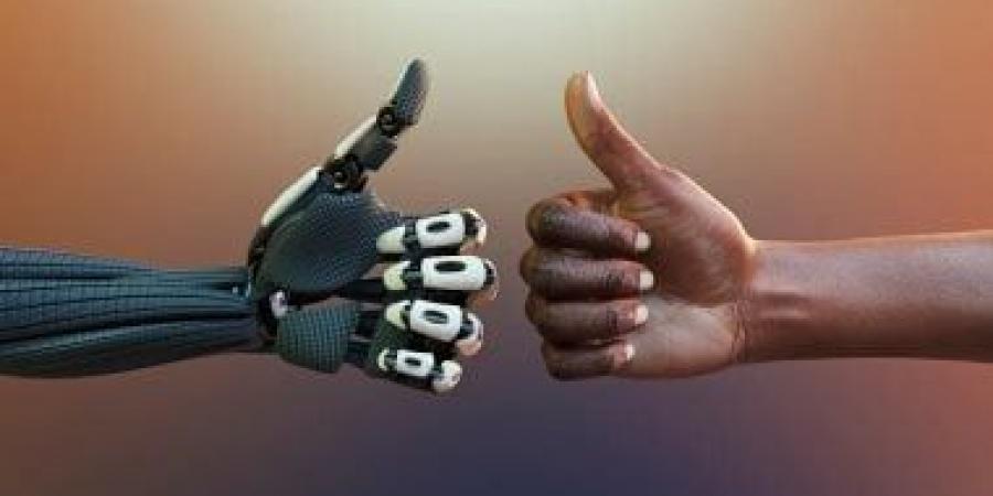 Thinking Machines تطور ذكاءً اصطناعيًا «يستمع ويتحدث» فى الوقت نفسه