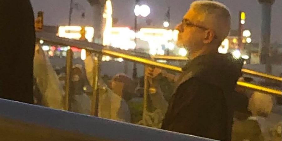 الأب بطرس دانيال يقدم واجب العزاء لأسرة الراحل عبد الرحمن أبو زهرة