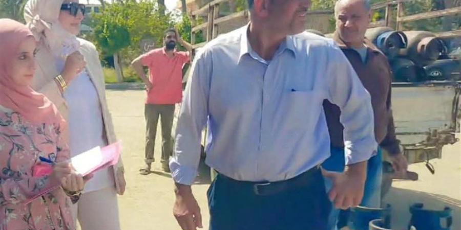جولة مفاجئة لوكيل تموين دمياط على محطة تعبئة الغاز بشطا.. وتحرير 30 محضرًا للمخالفين