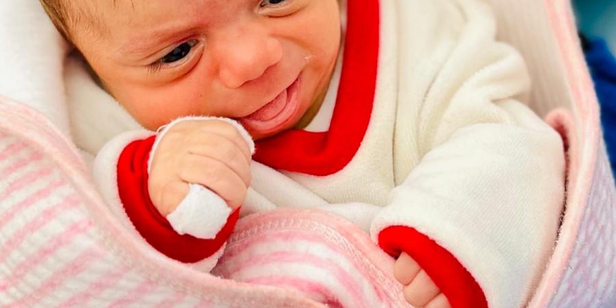 مروة أبو طقية رضيعة يهدد المرض حياتها فى غزة.. ضمور فى المخ وتصلب فى الأعصاب