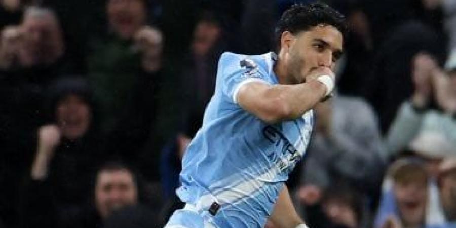 مرموش يسجل في ثلاثية مانشستر سيتي ضد كريستال بالاس في الدوري الإنجليزي.. صور