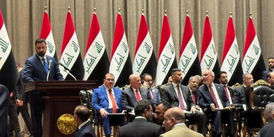 بعد ساعات من التشكيل.. أزمة سياسية جديدة تربك المشهد في العراق