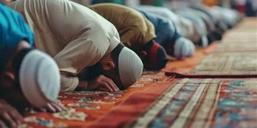 مواقيت الصلاة بمحافظة الغربية اليوم الجمعة 15 مايو 2026
