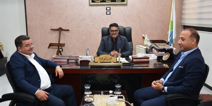 رئيس مياه القليوبية يبحث ملفات مياه الشرب والصرف الصحي مع النواب
