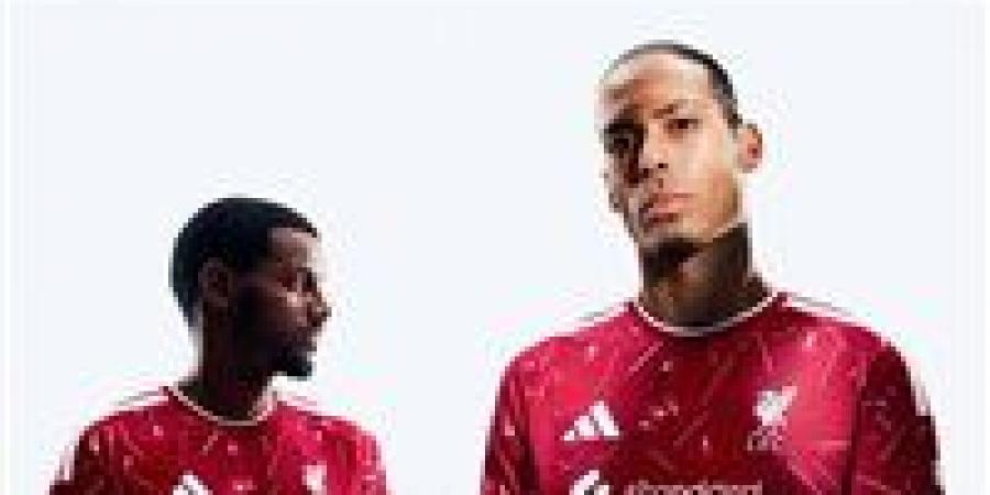 ليفربول يعلن قميصه الأساسي لموسم 2026/2027.. صور