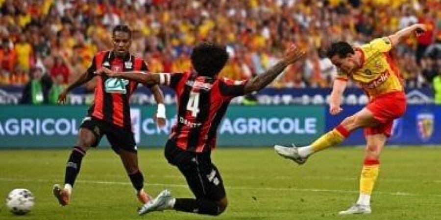 لانس يتفوق على نيس 2 - 1 فى الشوط الأول بنهائى كأس فرنسا