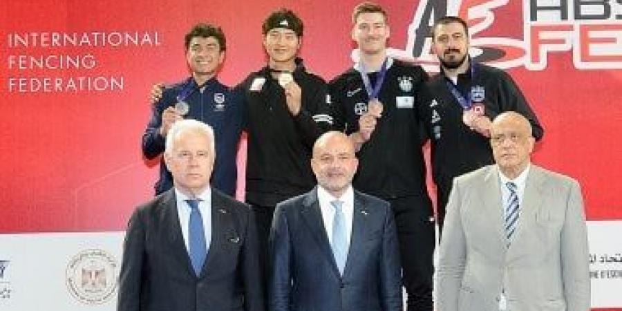 كوريا الجنوبية تحصد ذهب الفردى بكأس العالم لسلاح السيف للرجال بالقاهرة