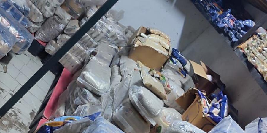 بورسعيد تُسقط إمبراطورية “السموم الغذائية”.. ضبط 2 طن توابل فاسدة قبل توزيعها على المطاعم والأسواق