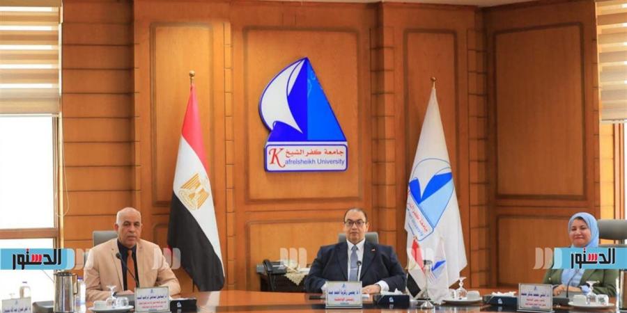 مجلس جامعة كفر الشيخ يناقش استعدادات امتحانات نهاية العام ويقر تعيينات أكاديمية