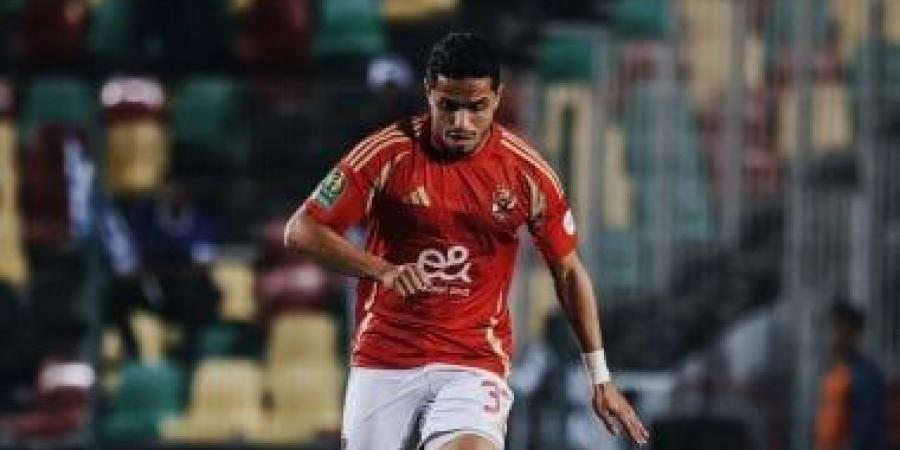 الأهلي يستقر على قيد كريم الدبيس بقائمة الموسم الجديد