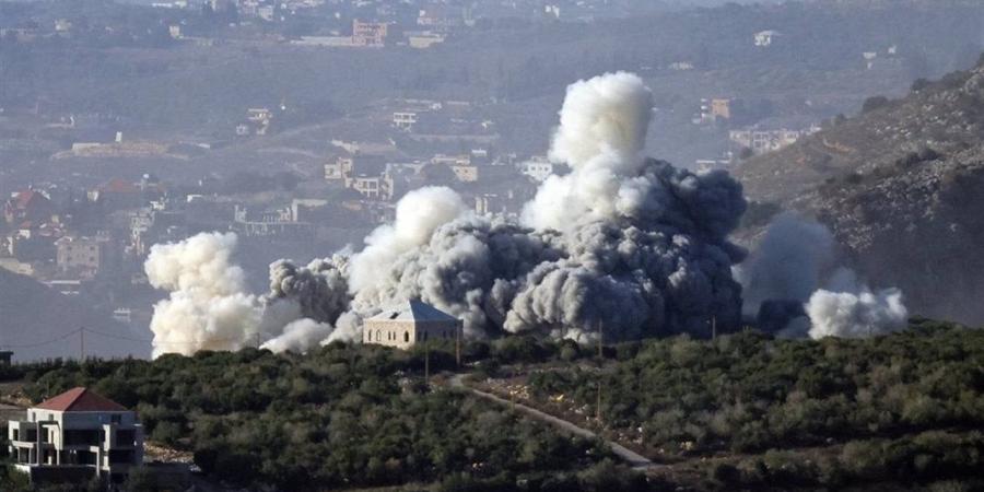 أهالى لبنان: أصوات القلق والغلاء والحرب أعلى من التكبيرات
