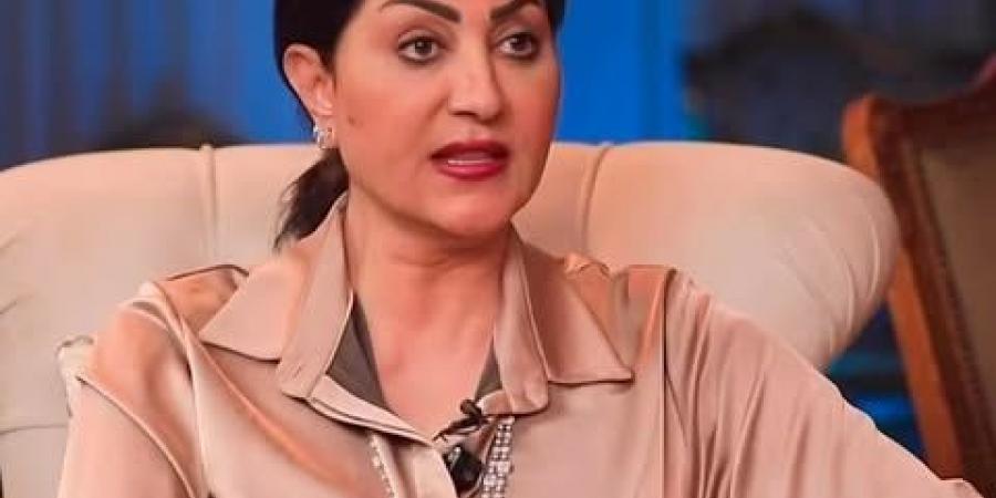 دمعتي قريبة جدا واتعرضت لظلم.. أبرز تصريحات وفاء عامر مع نغم إف إم