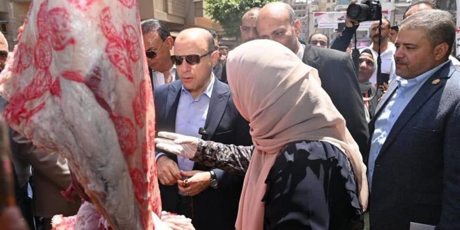 توفير 14 شادرًا لبيع اللحوم البلدية بأسعار مخفضة بمراكز ومدن الغربية