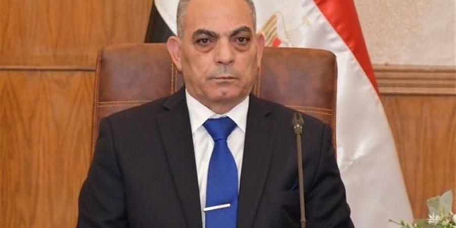 وقف الإجازات بالأجهزة التنفيذية بالإسماعيلية لضمان سرعة الاستجابة خلال عيد الأضحى