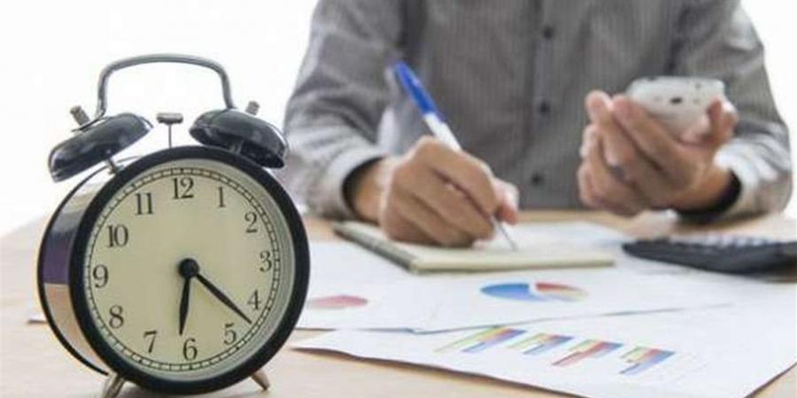 ساعات العمل وإجازة الوضع.. مزايا المرأة العاملة في قانون العمل الجديد