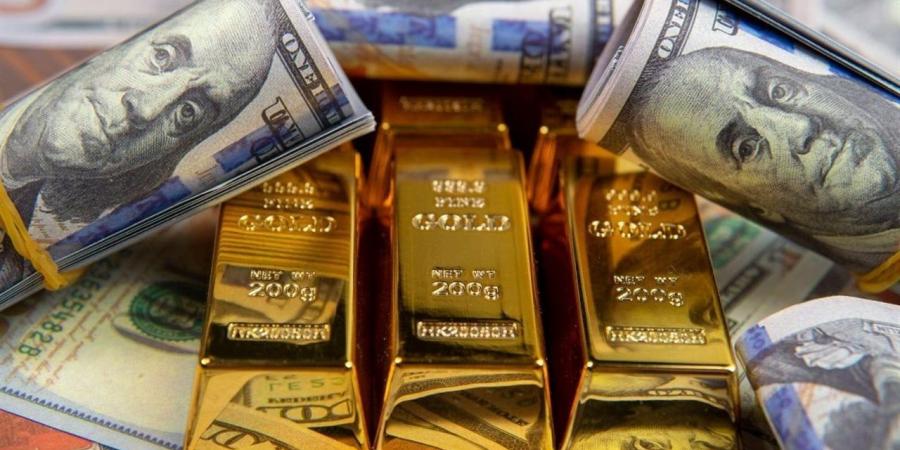 أسعار الذهب اليوم في محلات المجوهرات.. أيهما أفضل للاستثمار: المشغولات أم السبائك؟