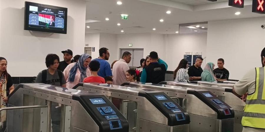إقبال كثيف على مونوريل شرق النيل خلال إجازة عيد الأضحى