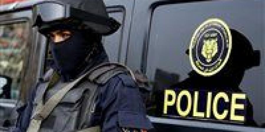 القبض على 3 أطفال وضعوا كلب في جردل مياه حتى نفوقه بأسيوط