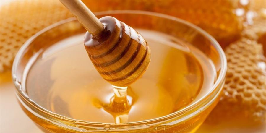 هل يمكن للعسل أن ينافس مشروبات الطاقة ويدعم الأداء الرياضي؟