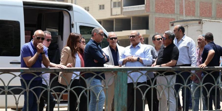 محافظ الجيزة يتفقد موقع أعمال تطوير طريق المريوطية من كوبرى المنشية وحتى مدخل كرداسة
