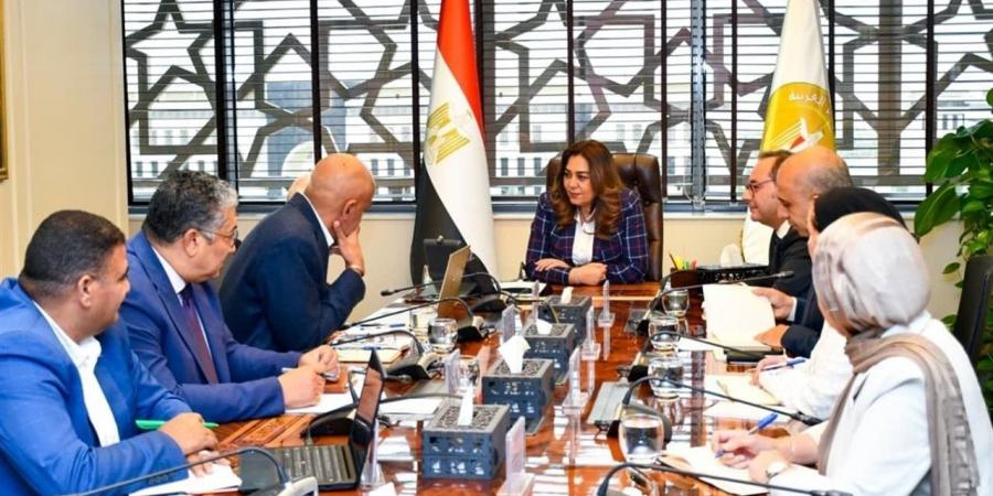 "عوض": الدولة تولي اهتمامًا بالغًا للحفاظ على الثروة الطبيعية بالبحر الأحمر