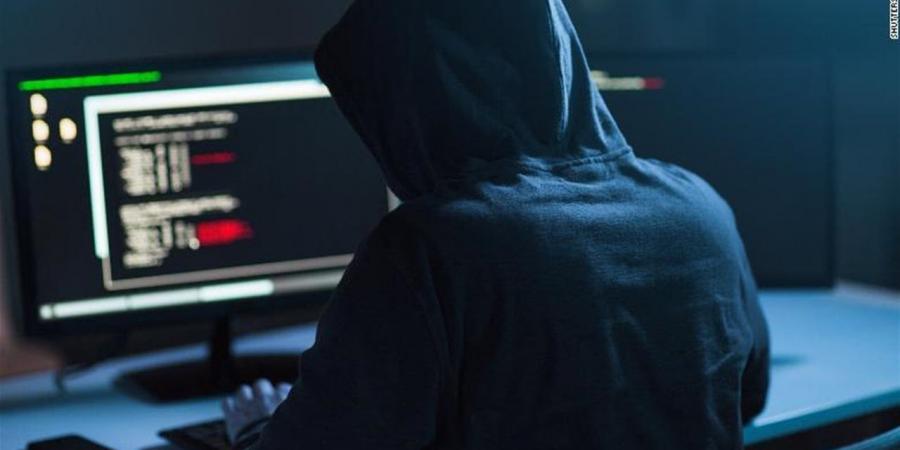 نصوص وعقوبات تهكير حسابات التواصل الاجتماعي