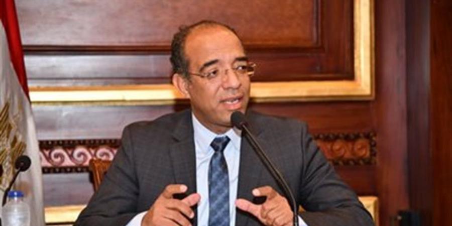النائب علي مهران يشيد بقرار مد وقف العمل بضريبة الأطيان الزراعية لعام إضافي
