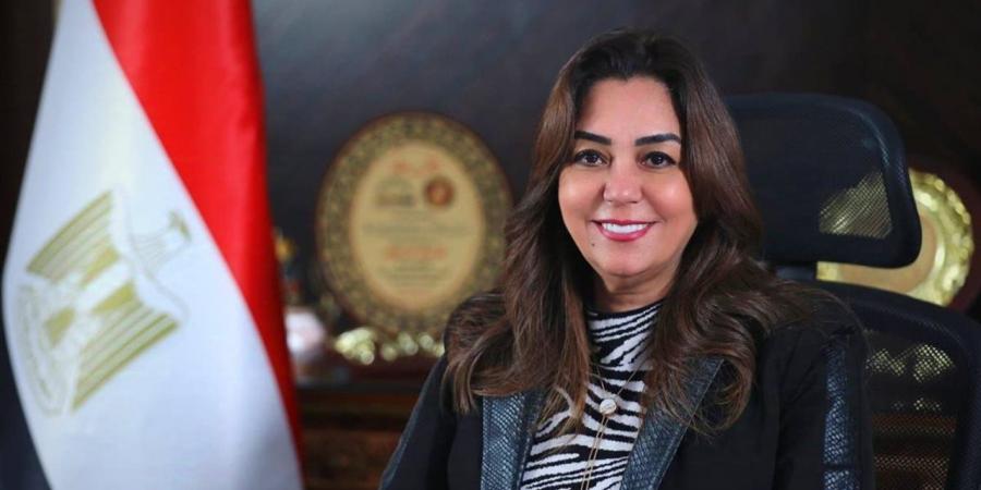 وزيرة البيئة والتنمية المحلية تواصل جولتها بالبحر الأحمر.. قرارات حاسمة لتحسين منظومة النظافة