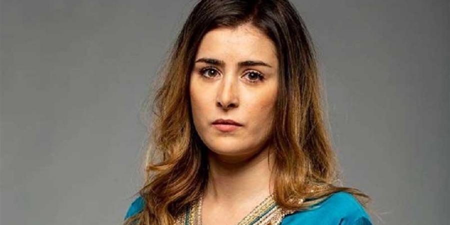 عائشة بن أحمد رئيسة نادي كرة قدم في مسلسل "طاهر المصري"