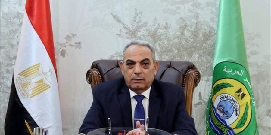 محافظ الإسماعيلية يوجه رؤساء المراكز بضرورة الالتزام بالبرنامج الزمني للإزالات
