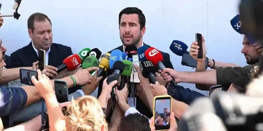 إنريكي ريكيلمي يهنئ فلورنتينو بيريز بعد خسارة انتخابات رئاسة ريال مدريد
