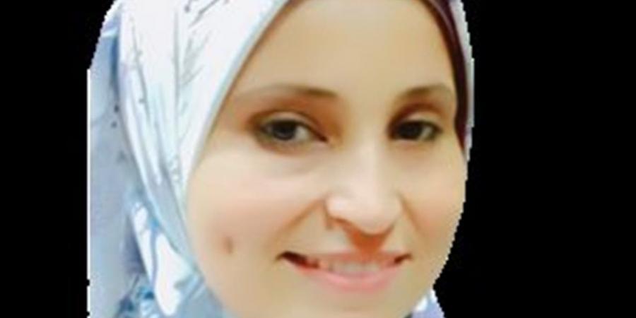 الشغوفة.. «إيمان» تكتب قصة نجاح خضراء بـ«الأزولا» فوق أسطح المنازل