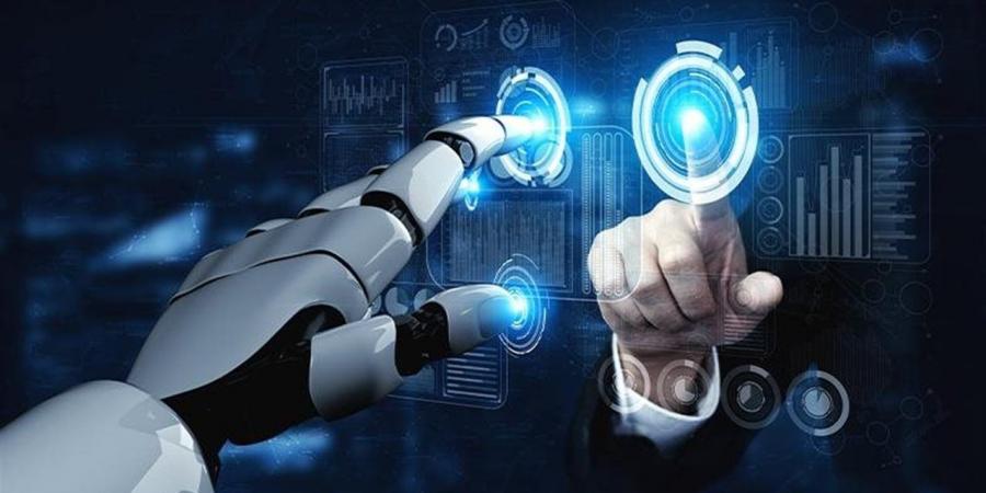 إتاحة نموذج الذكاء الاصطناعي "كلود" للاستخدام العام